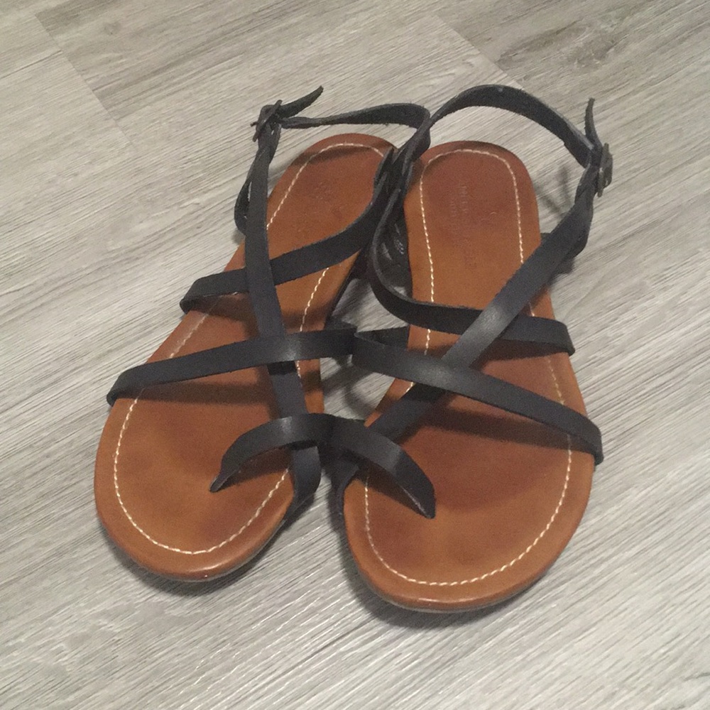 American Eagle strappy Sandal